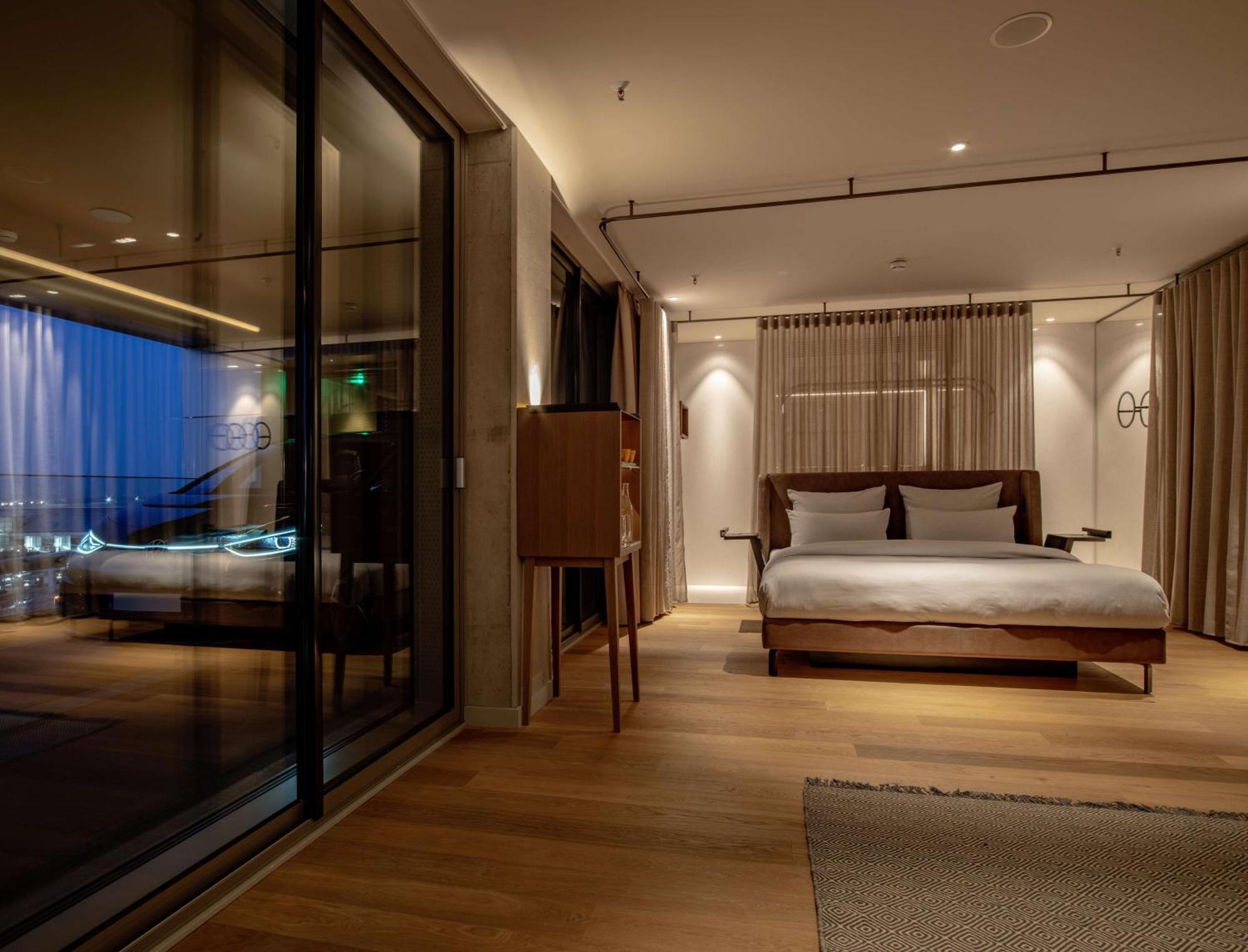 B'Mine Hotel Frankfurt Airport Frankfurt nad Mohanem Exteriér fotografie